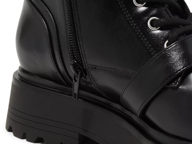 No 6 boots sale shop