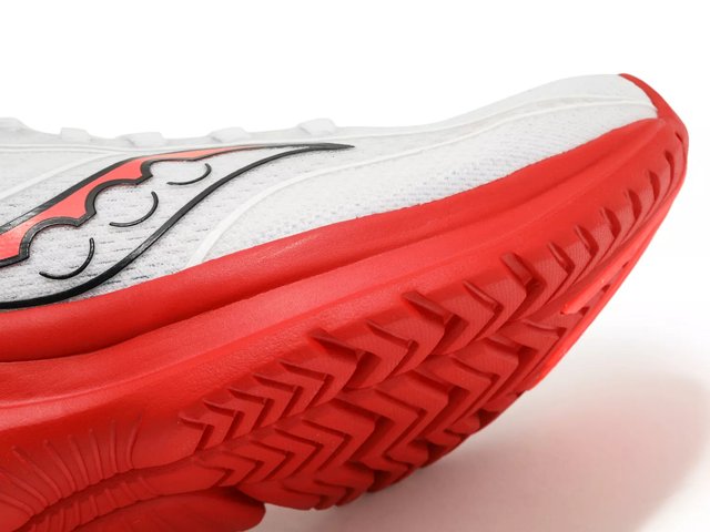 Saucony kinvara 5 outlet running shoes (for women)
