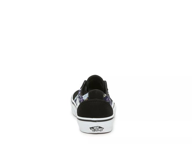 Zalando vans promo store