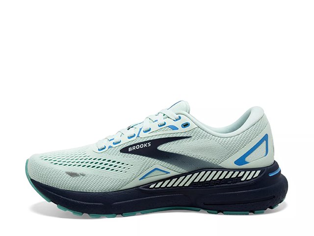 Soccer Plus  BROOKS Women's Brooks Launch GTS 9