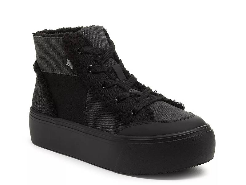 Vince Camuto Rezelli Lace-Up Sneaker - Free Shipping