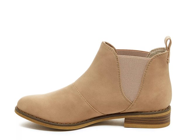 Maylon chelsea boot store