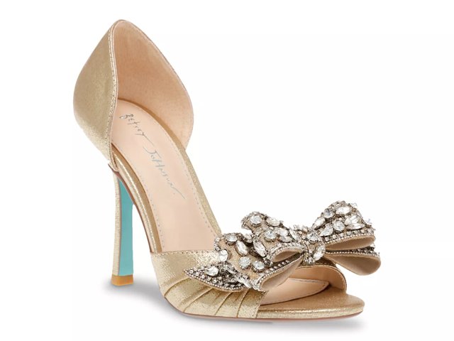 Betsey Johnson Landin Pump