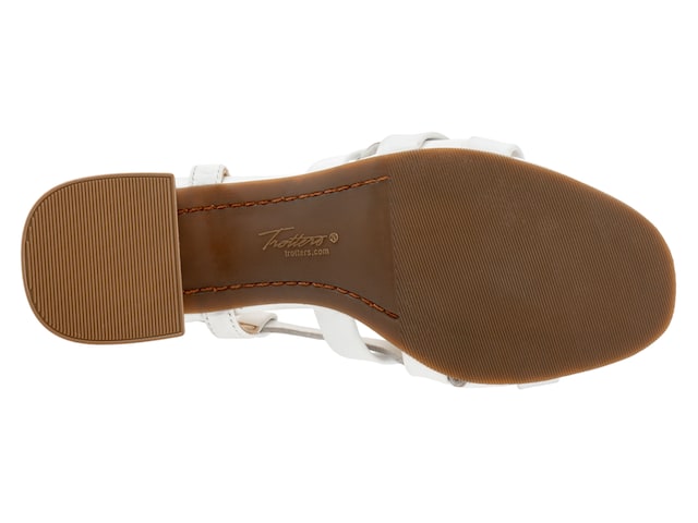 Luna  Trotters: We Fit Your Style