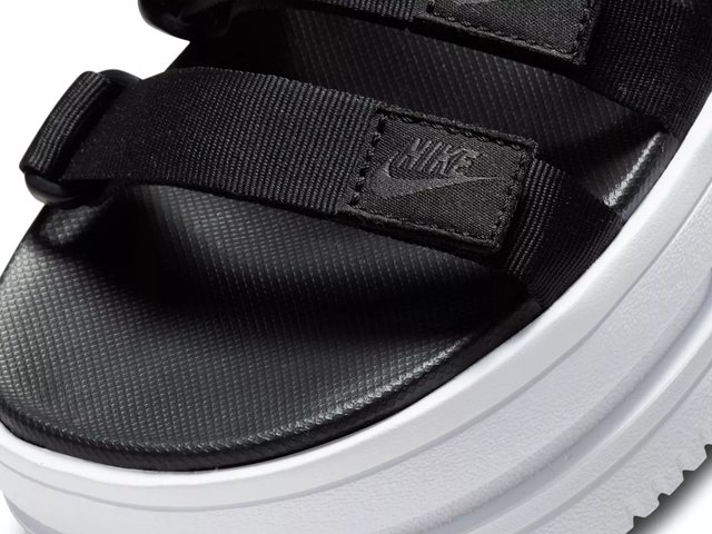 Platform sandals nike 2025