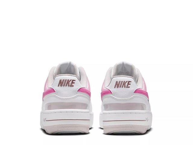 Nike Gamma Force Basketball Shoe Women s