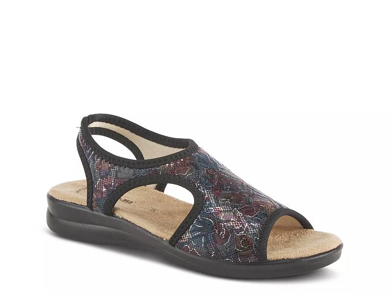 Nyaman Sandal