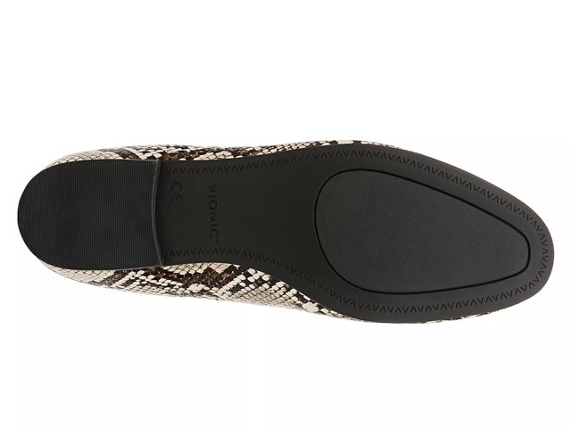 Vionic Willa II Loafer - Free Shipping | DSW
