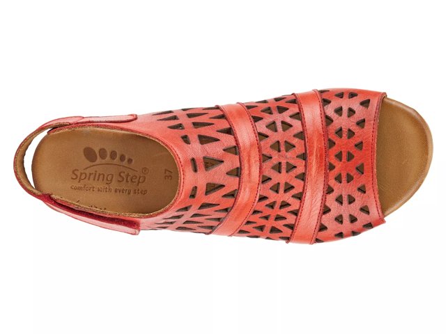 Spring step on sale sandals dsw