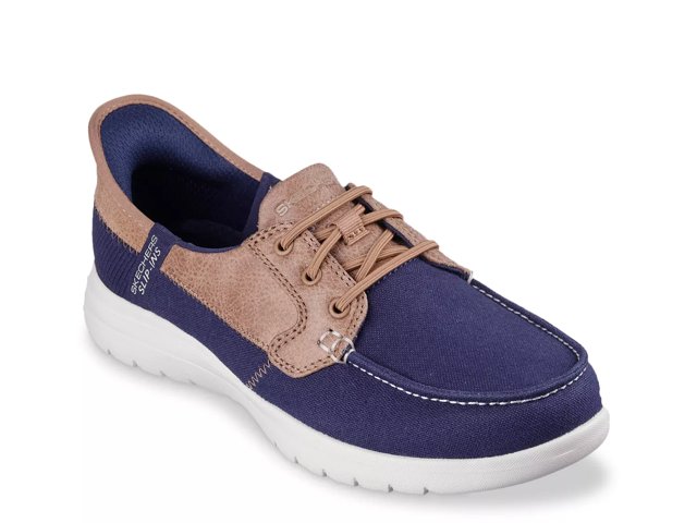 Skechers on the 2025 go playa