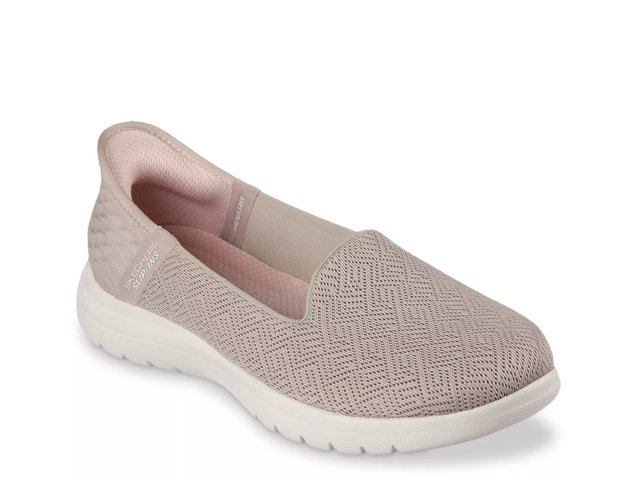 Womens skechers at sales dsw