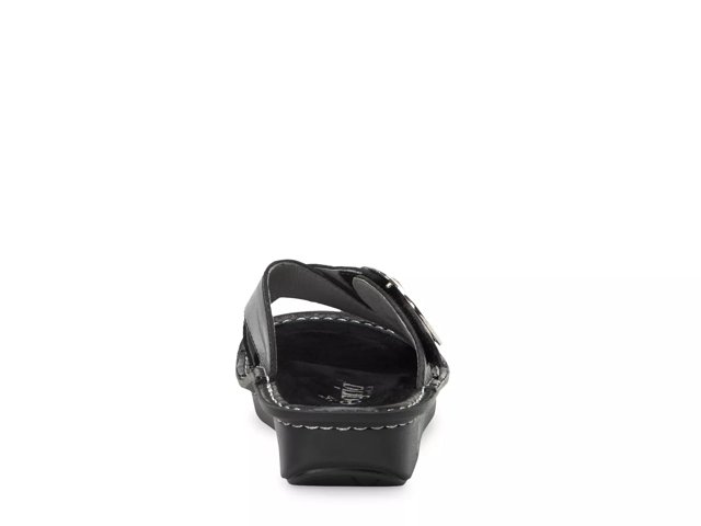 Vanya Wedge Sandal