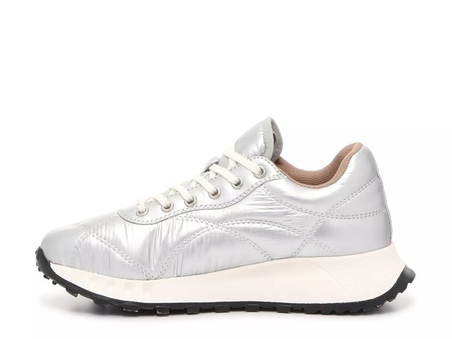 Dsw discount silver sneakers
