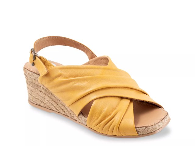 Yellow wedges shop dsw