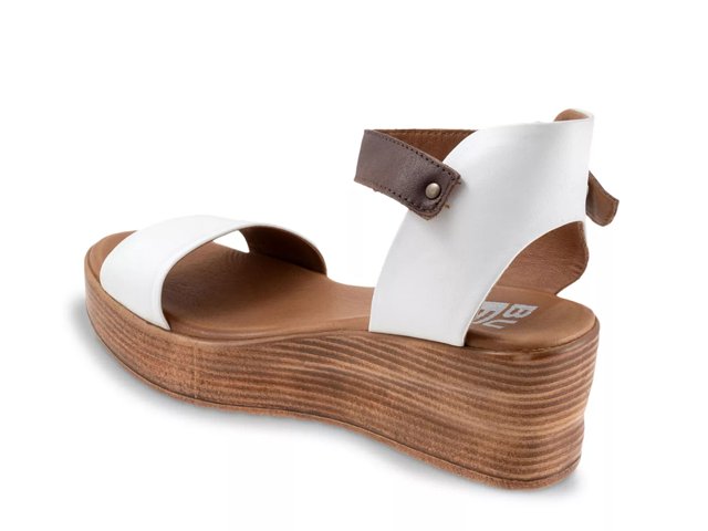 Bueno Nila Wedge Sandal