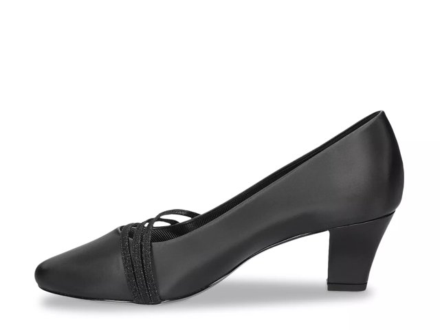 Easy street kristen pump cheap