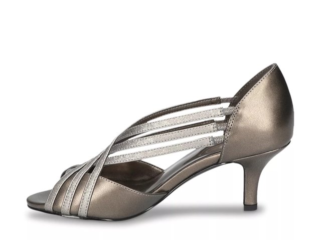 Easy spirit oceana sandals hot sale