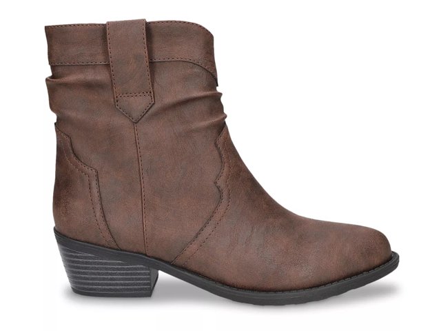 Easy Street Jae Western Bootie