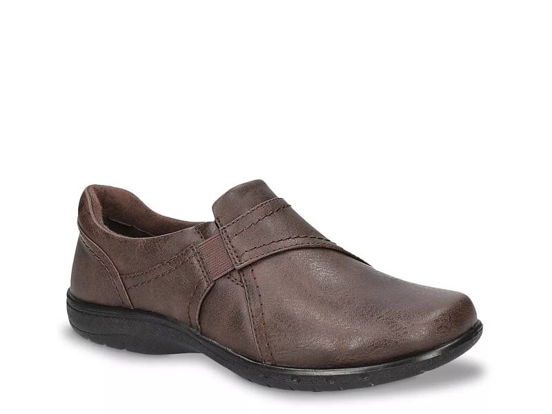 Easy street hot sale dress shoes