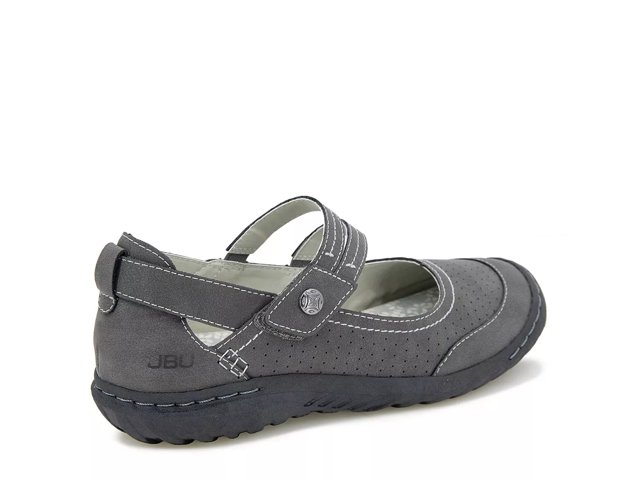 jbu winnie slip on