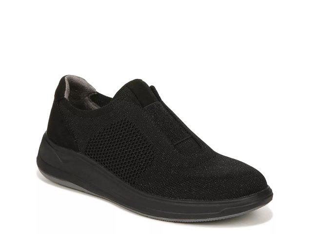 Dsw black slip on sneakers clearance