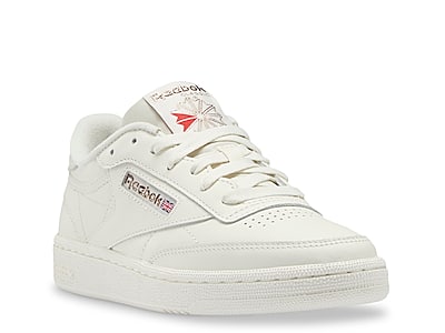 Reebok Club C Mid II vintage sneakers in white and red