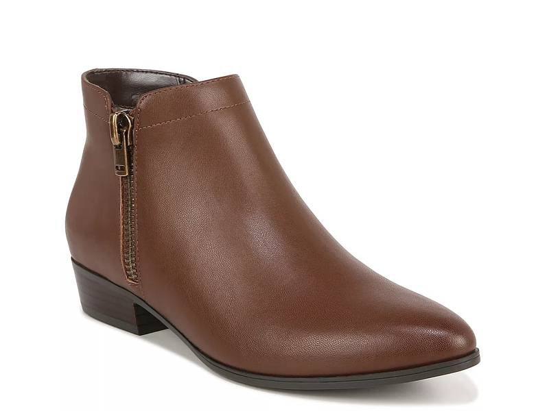 Naturalizer blair hot sale leather booties