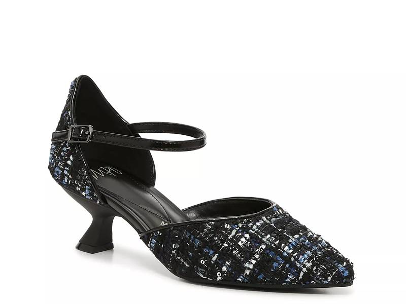 Dance hot sale shoes dsw