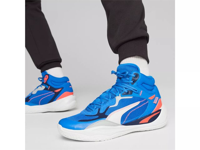 Nike basketball shoes hot sale amazon