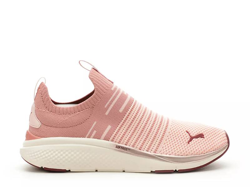 Puma blush pink on sale sneakers