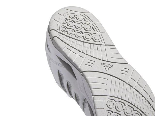 Basketball on sale shoes dsw