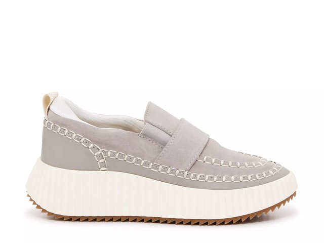 Dolce vita yenna discount slip on sneakers