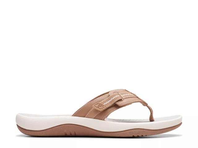 Clarks cloudsteppers sandals dsw top