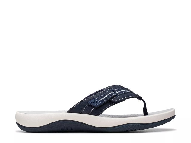 Coral sandals hotsell dsw