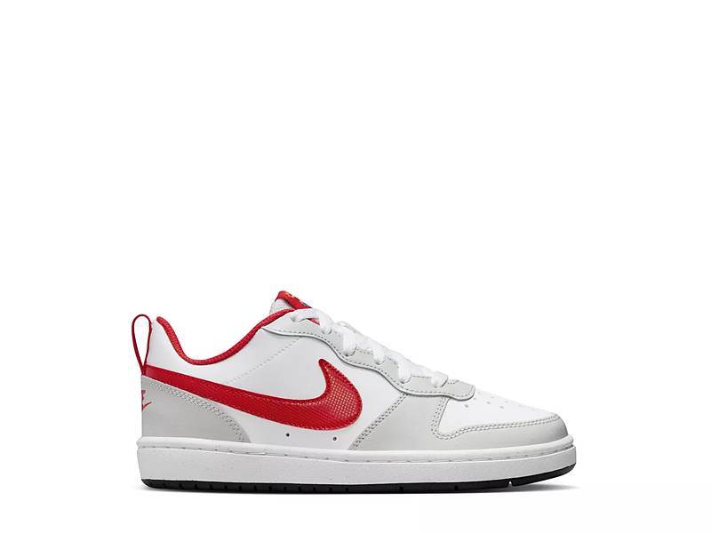 Nike Court Borough 2 Low Basketball Shoe Kids