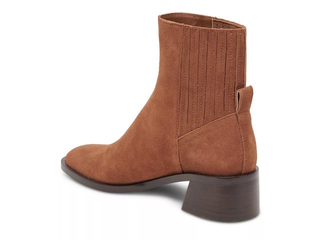Dolce vita best sale tan suede booties