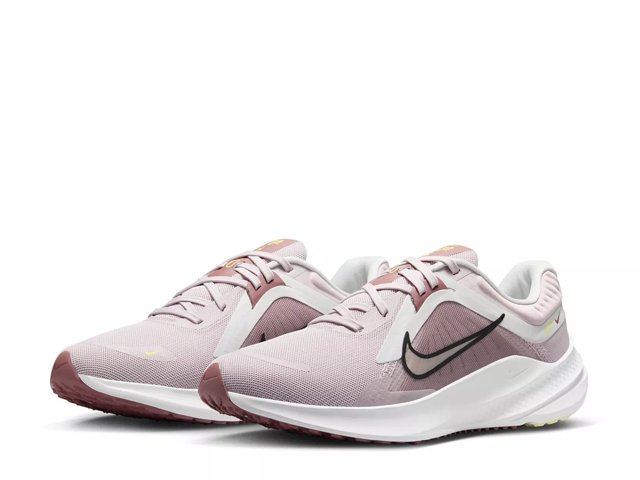 Nike quest rust pink clearance