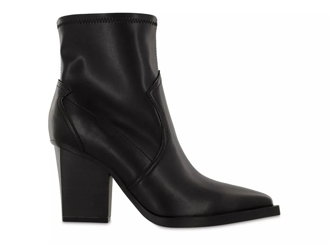 Mia boots dsw store