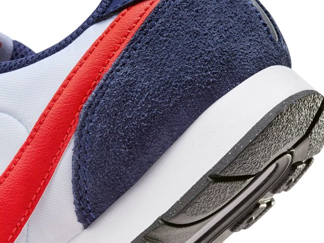 Nike md runner youth cheap