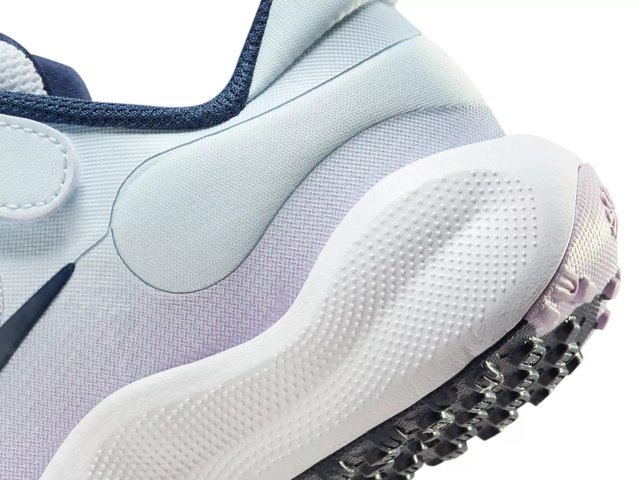 Nike kid shoe program on sale