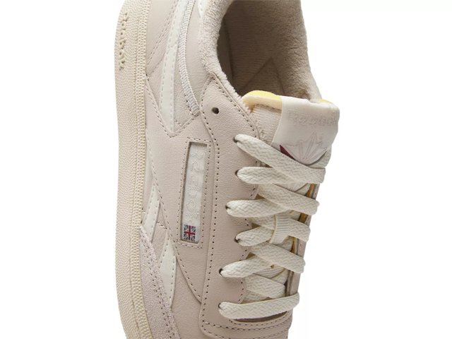 Beige Reebok Club C 85 Vintage