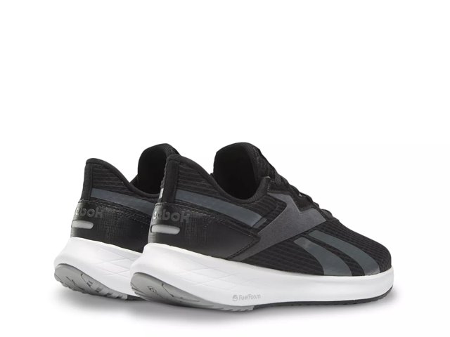 Reebok plus runner 2.0 hot sale
