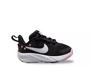 Nike slip hotsell on price