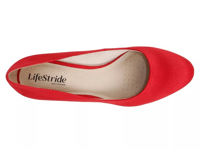 Lifestride red pumps store