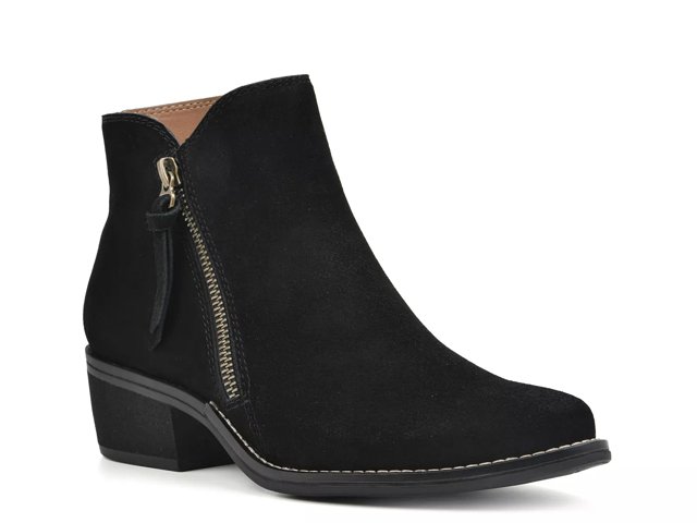 White mountain black ankle boots sale