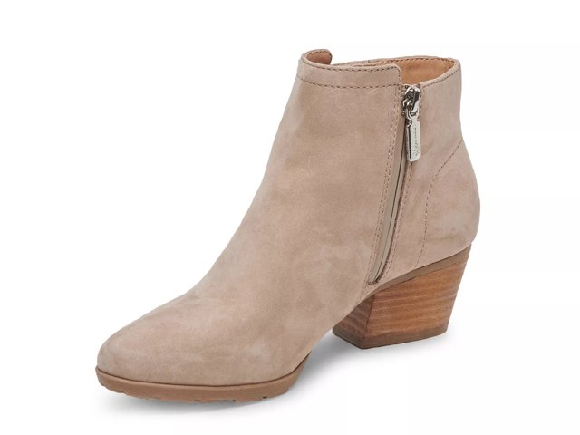 Blondo valli vs villa store