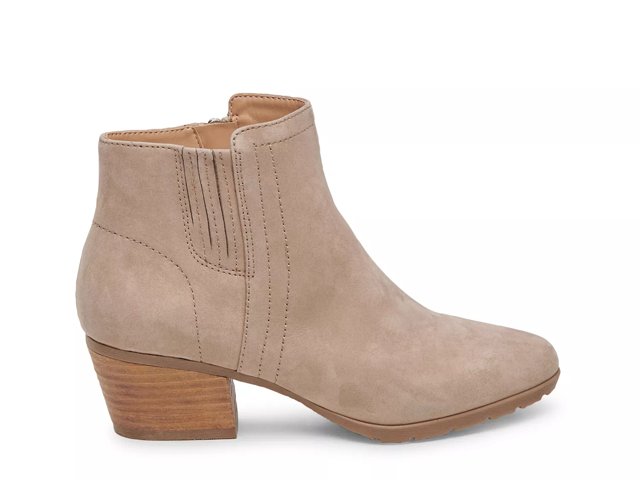 Blondo ankle sneakers hotsell