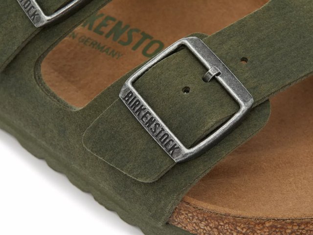 Olive green sandals ar dsw