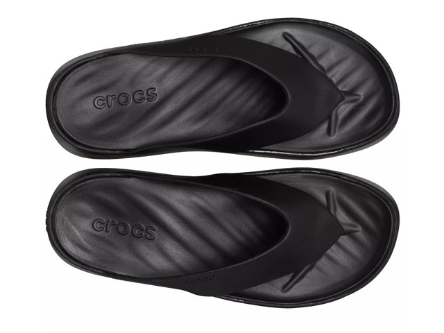 Dsw croc sandals 2025