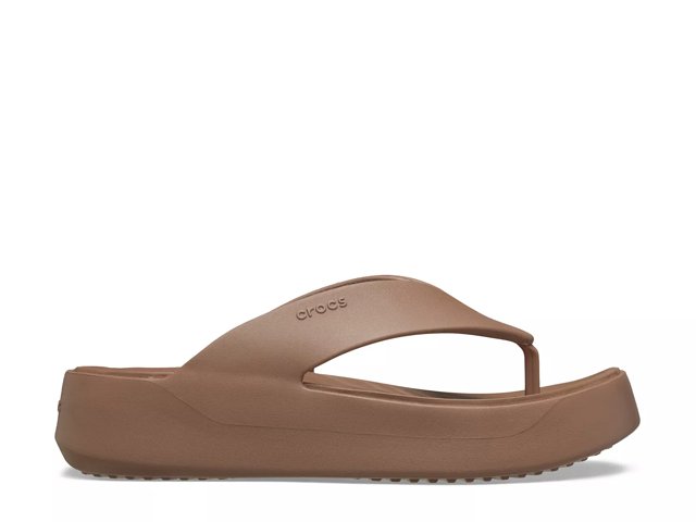 Croc dress sandals 2025